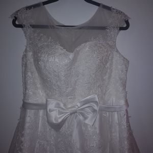 Formal White Lace Dress - NEW